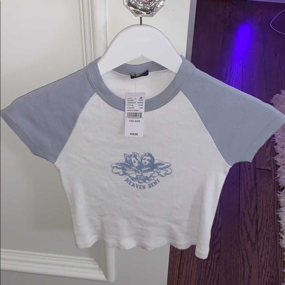 Brandy Melville short sleeve !!new!!